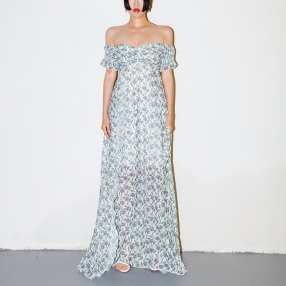 Foxiedox Printed Bardot Maxi Dress Size S - Picture 1 of 16